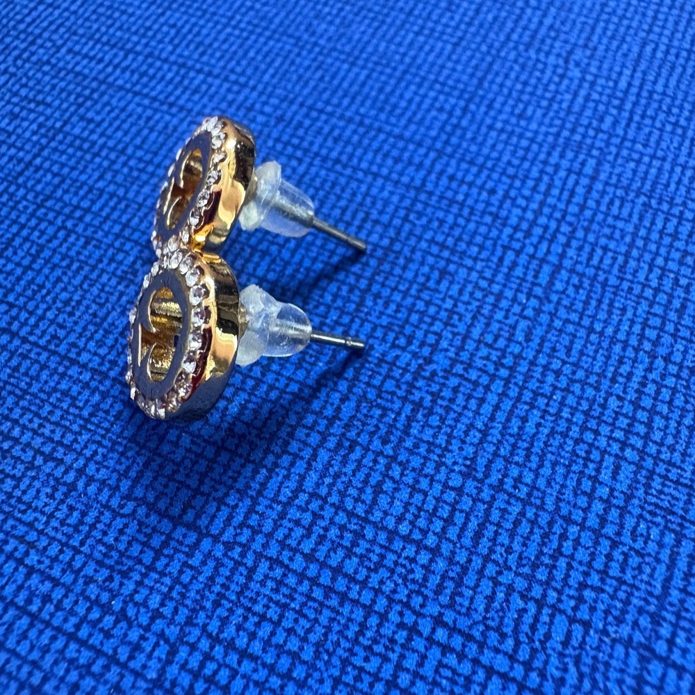 Kate Spade Pave Crystal Spade Cutout Gold Tone Stud Earrings Classic Logo - Picture 3 of 3